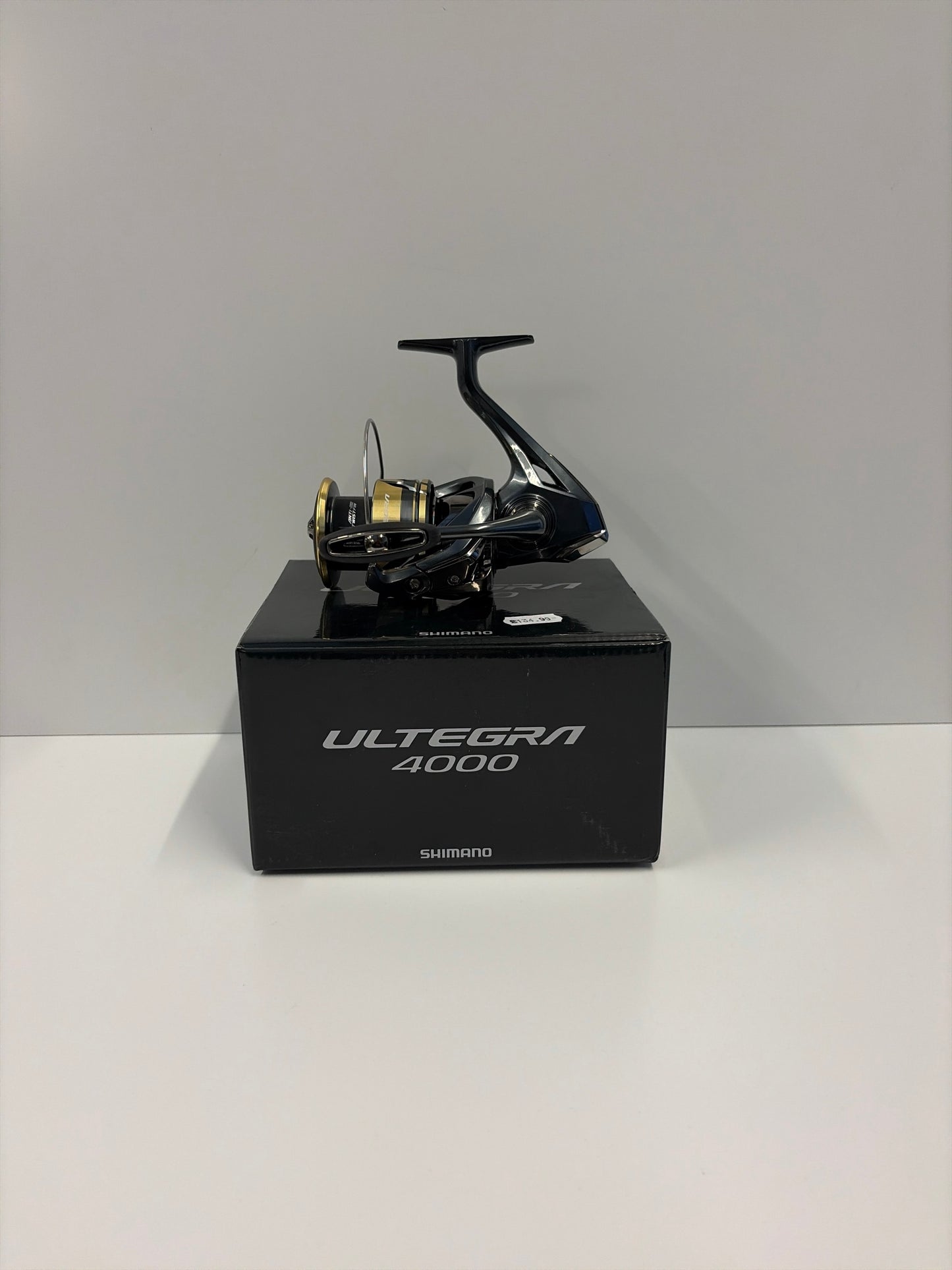 Shimano ULTEGRA 4000 Fishing Reel image 0